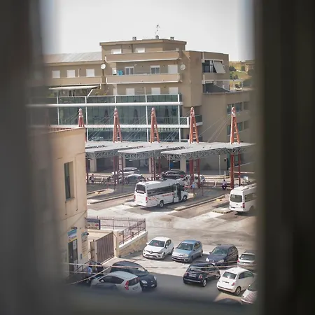 Apartman Camurria House *